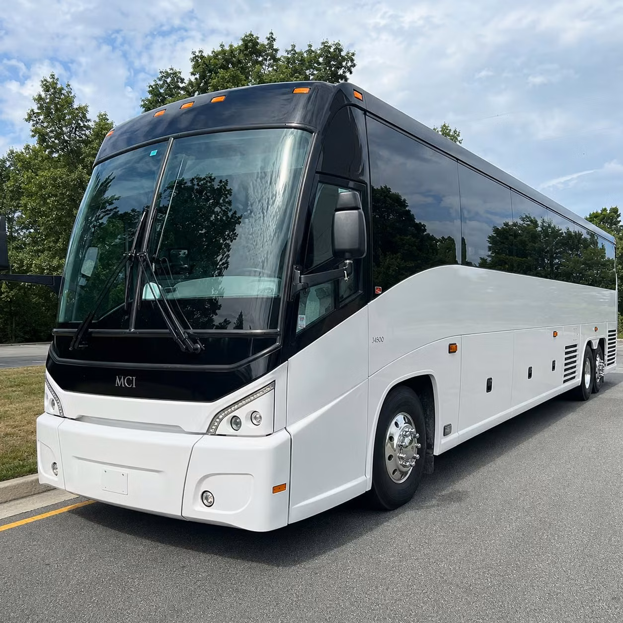 charter bus transportation for naval station norfolk personnel movements