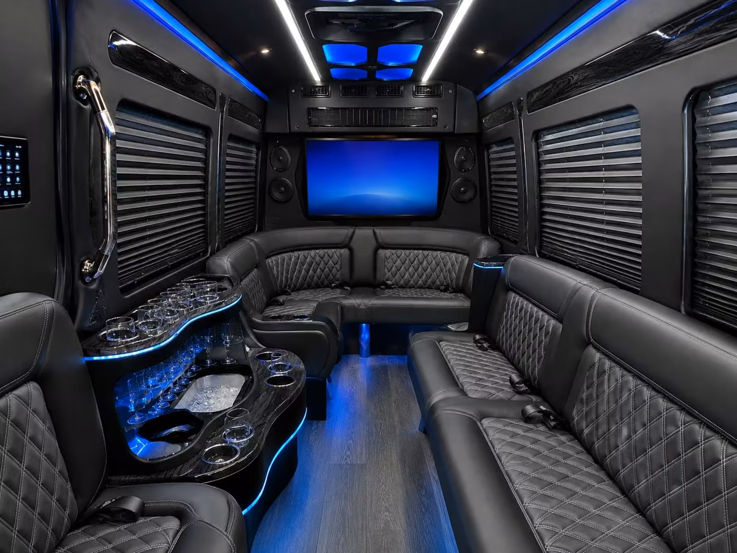 corporate event shuttles and employee transportation in norfolk virginia