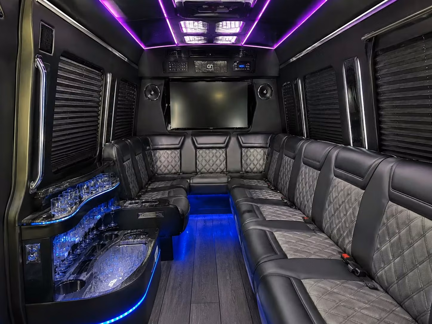 find the right size bus for your norfolk prom group no matter how many people are coming