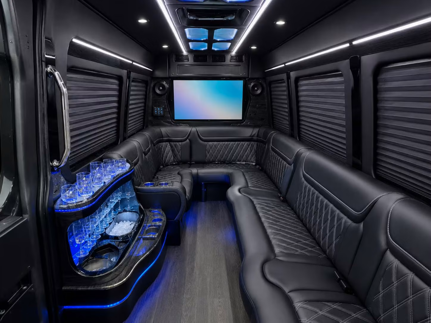 norfolk airport transportation for corporate groups