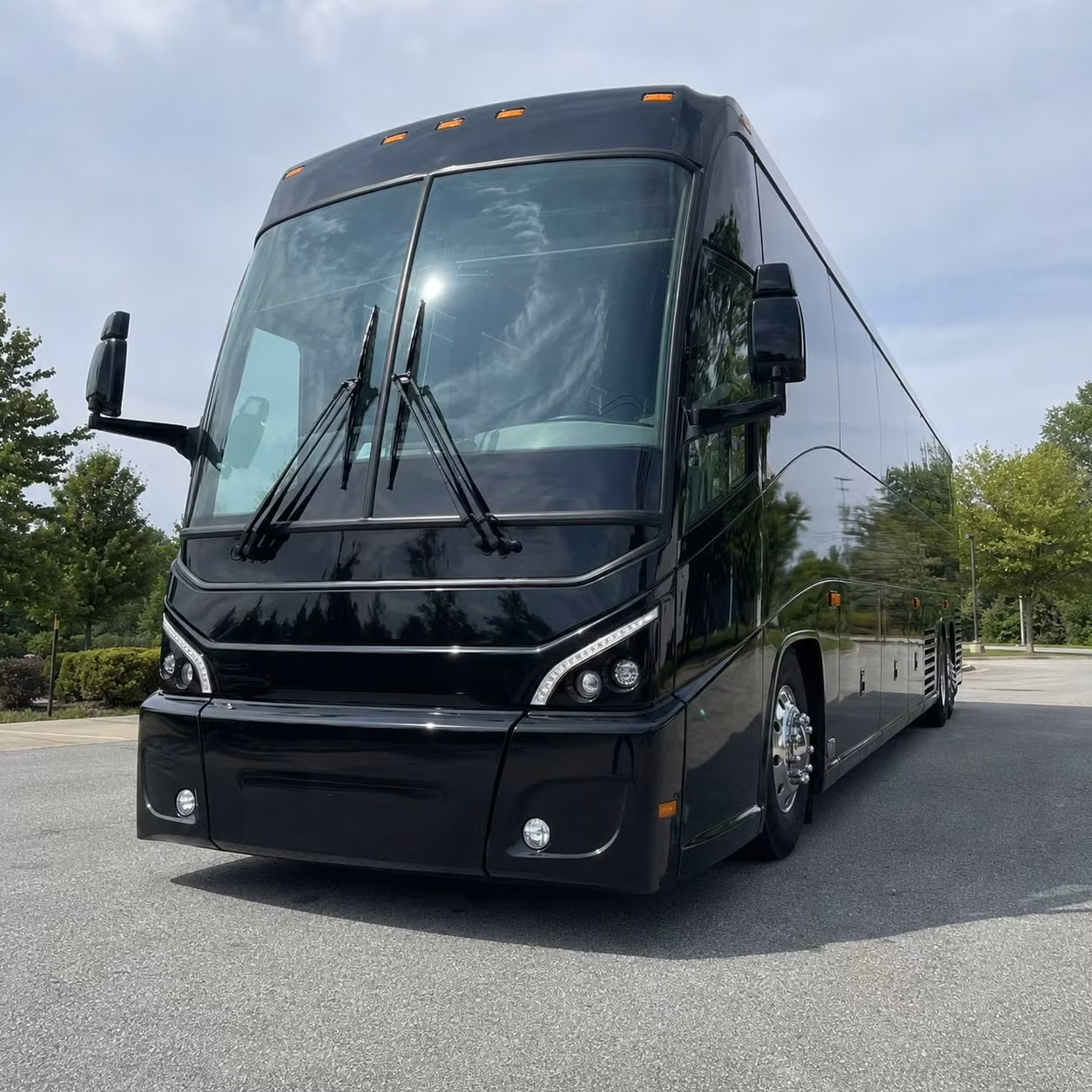 norfolk charter bus rental fleet